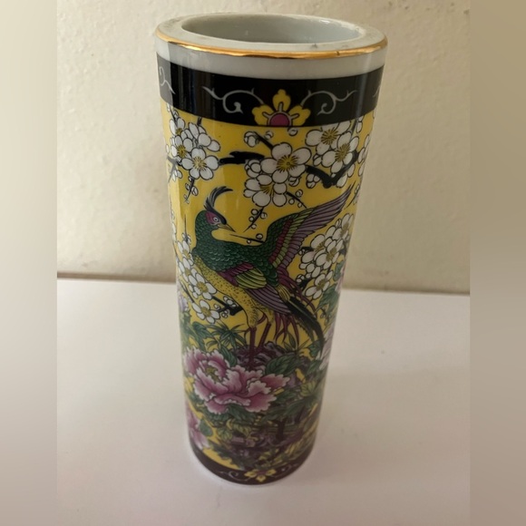 Vintage Chinese Hand Painted Porcelain Flower Vase